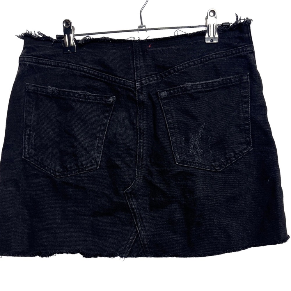 BDG Urban Outfitters Black Distressed Denim Mini Skirt Raw Hem Womens M Grunge - Picture 5 of 8